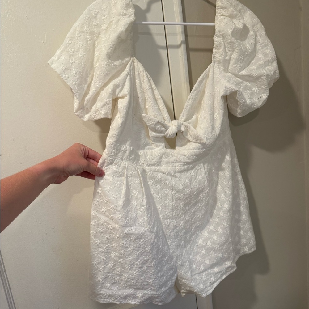 Storia White Textured Top